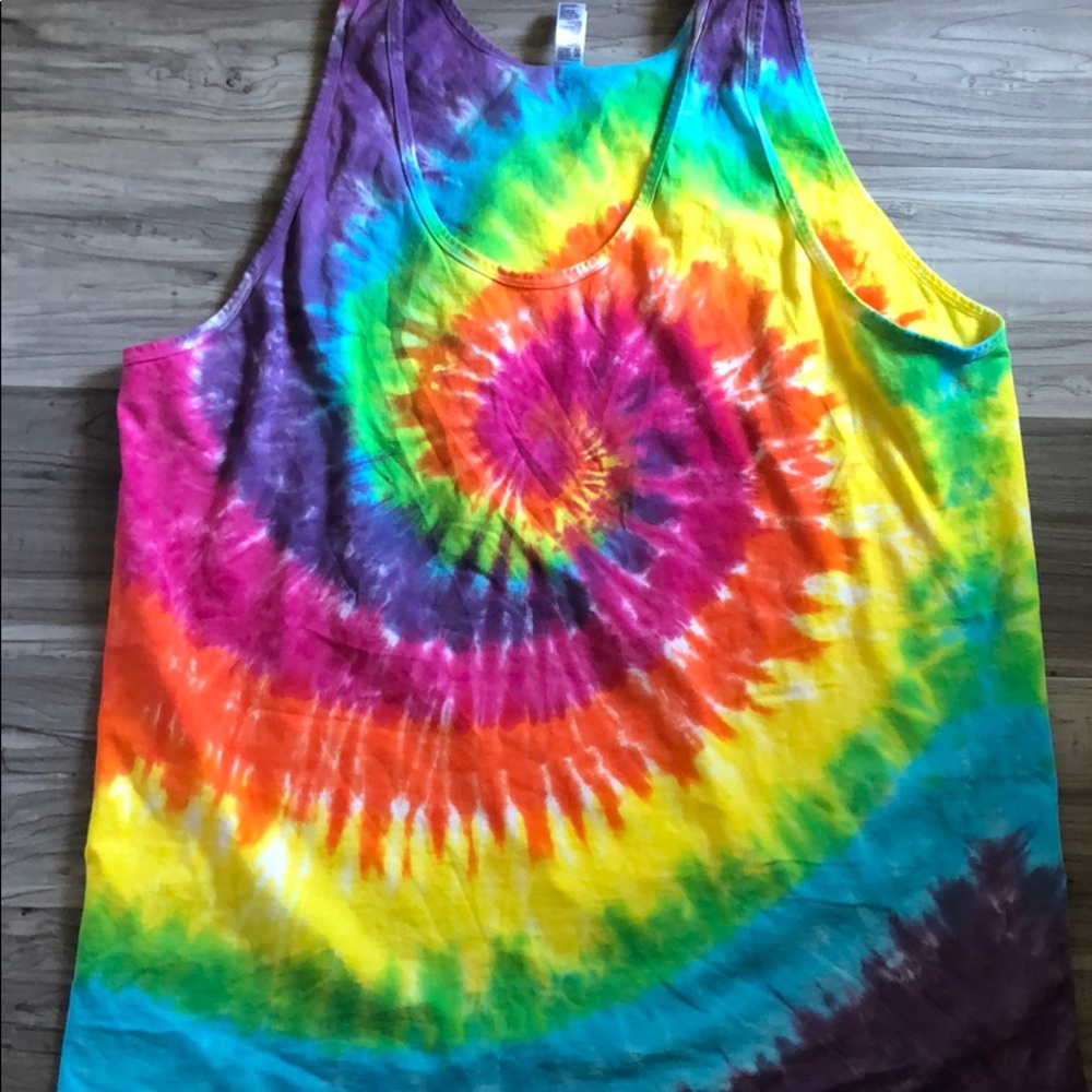 Tye dye T